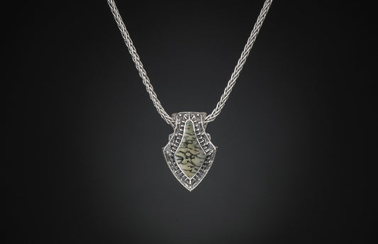 William Henry Necklace Halbert P4 DB GR